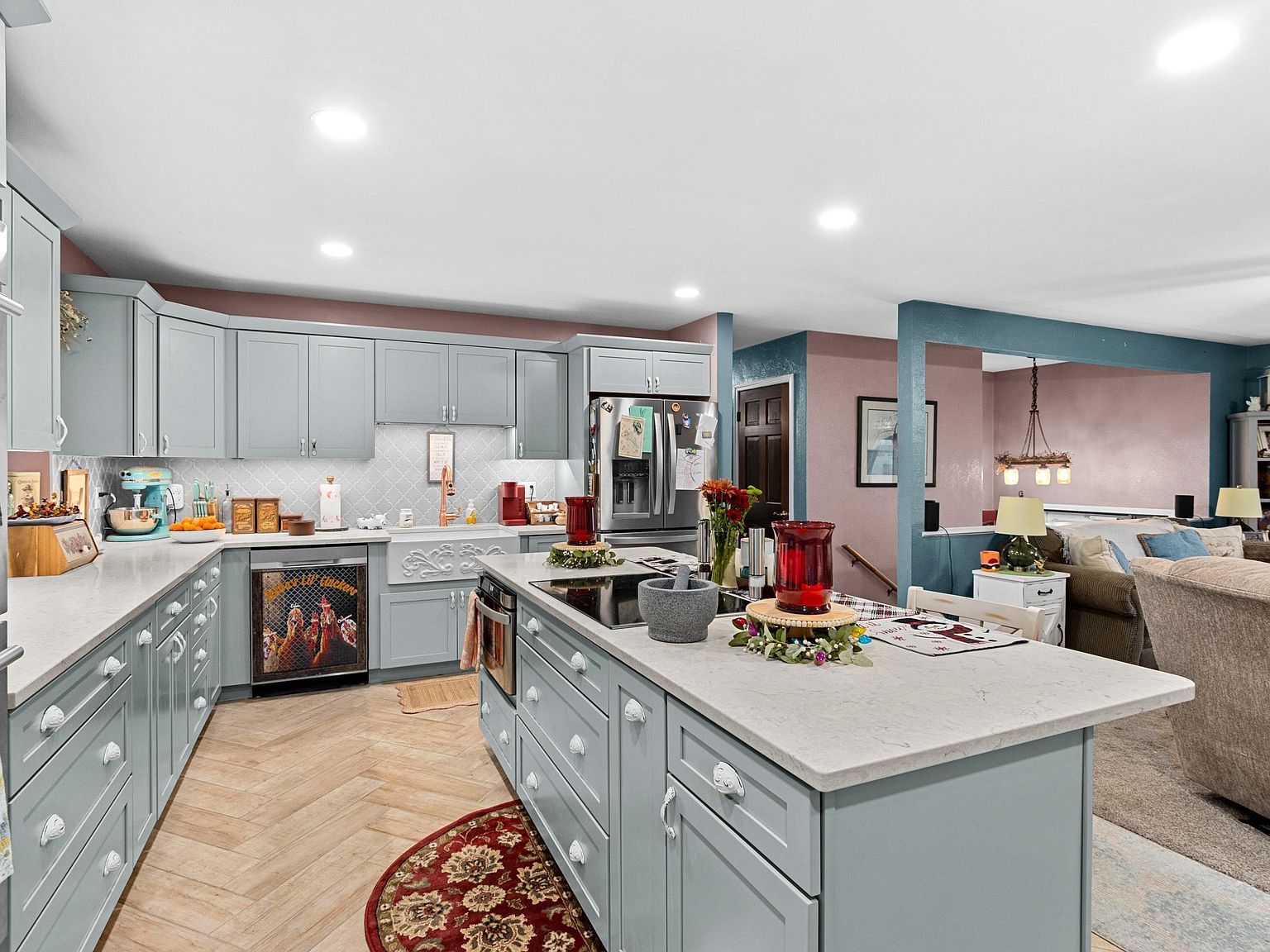 2116 Wildwood Dr Pekin, IL 61554 | Single Family