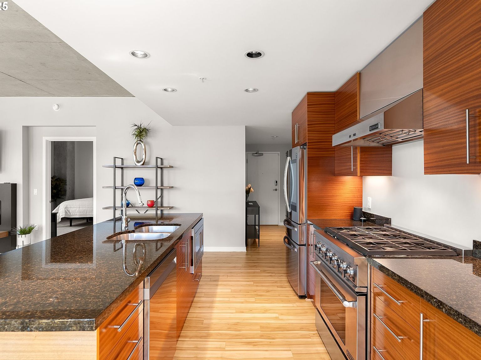 1830 NW Riverscape St APT 406 Portland, OR 97209  | Condominium