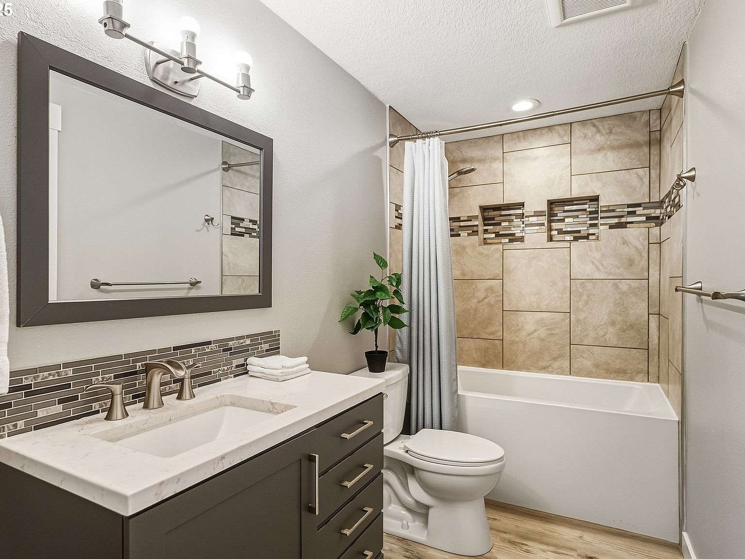 29201 SE Hillyard Dr Boring, OR 97009  | Single Family