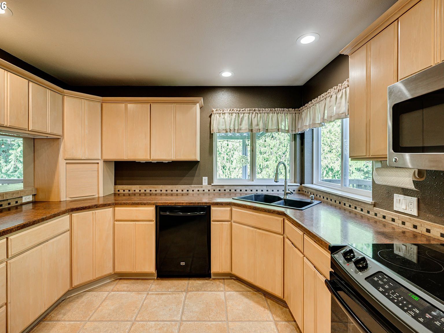 724 Ostrander Rd Kelso, WA 98626 | Single Family