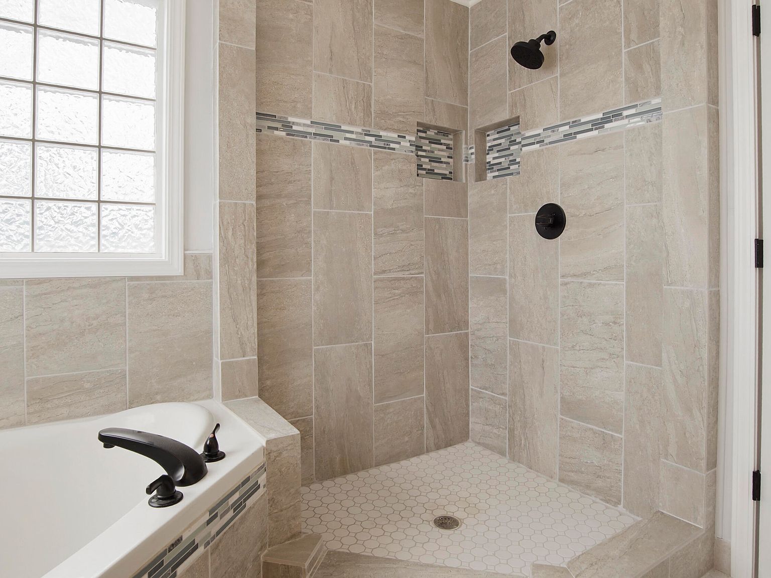 112 Cottonwood Cir Lynn Haven, FL 32444 | Single Family