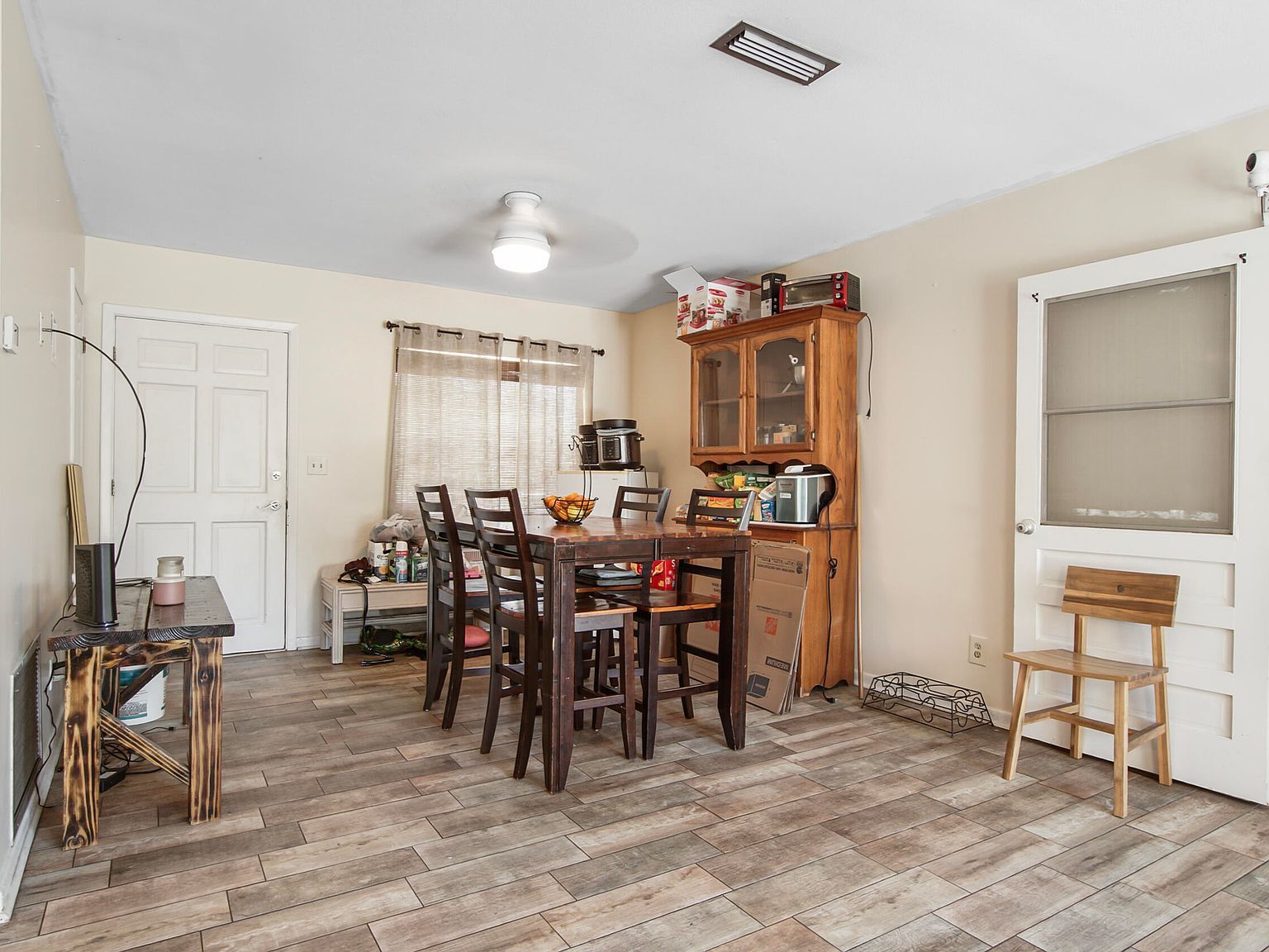 9541 Stauber Ln Youngstown, FL 32466  | Single Family