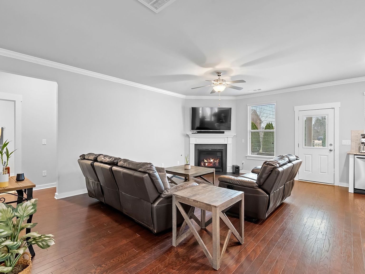 4909 Kingdom Dr Murfreesboro, TN 37128  | Single Family