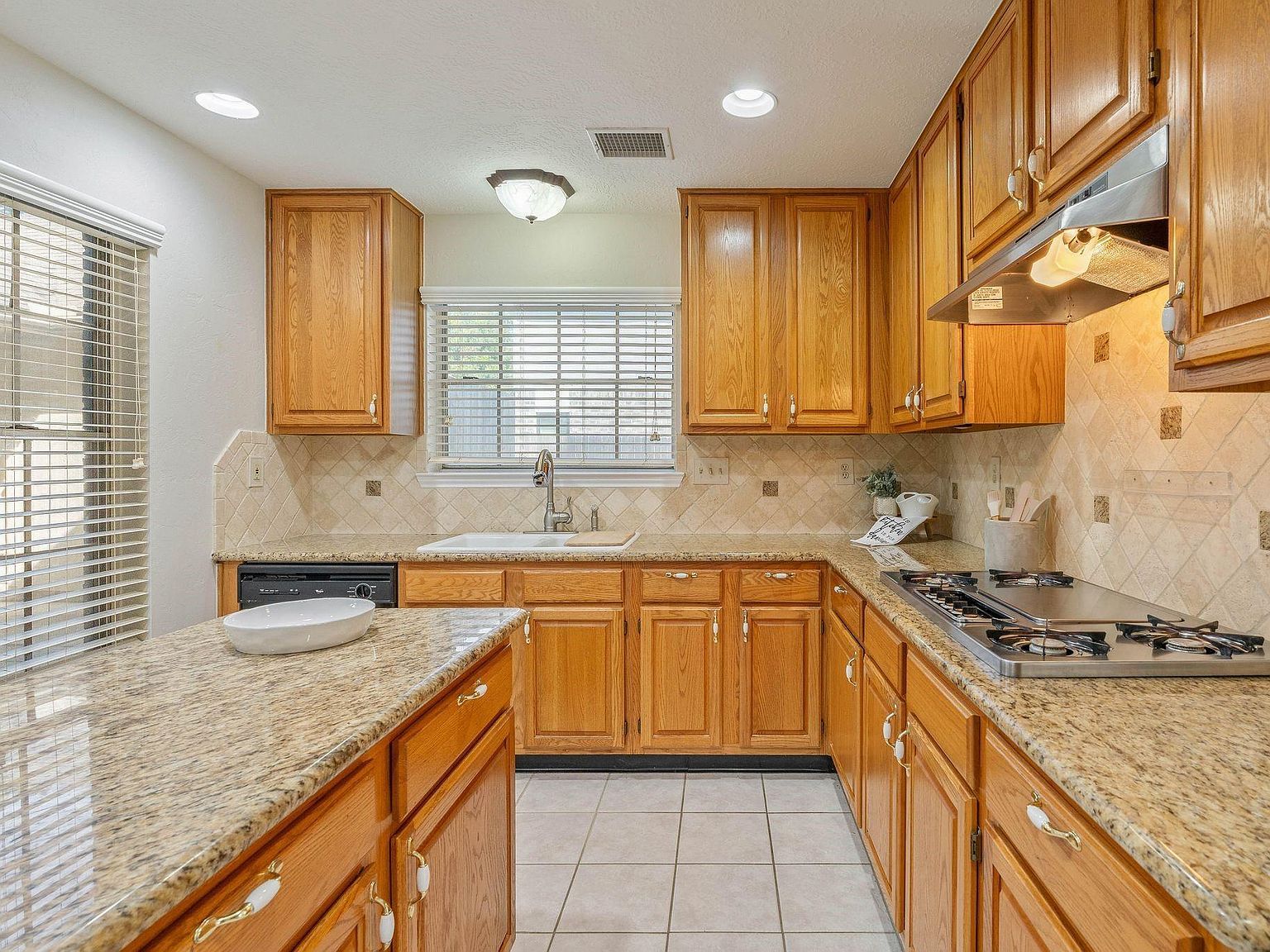 8602 Canyon Pine Dr Spring, TX 77379  | Single Family