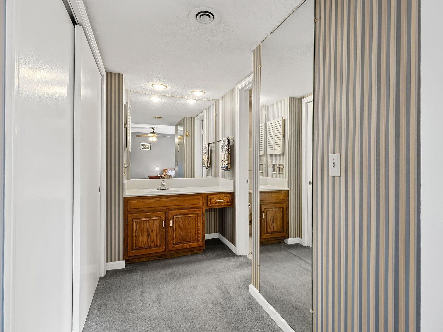 1205 Bristol Dr APT 18 Memphis, TN 38119  | Condominium