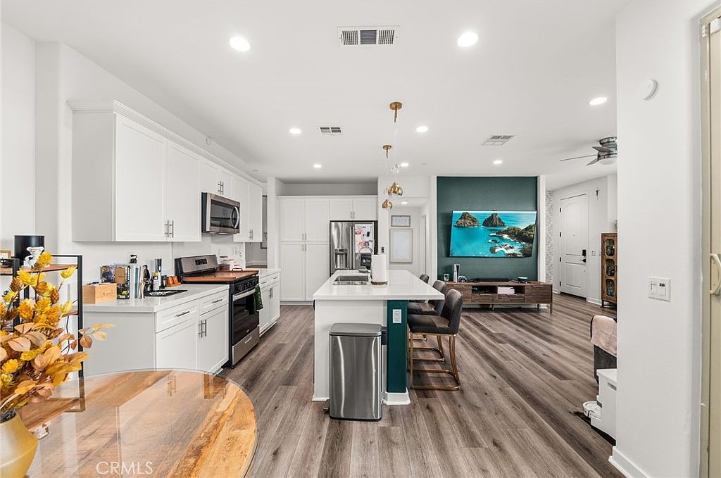 4321 S Cantos Paseo #27 Ontario, CA 91761  | Condominium