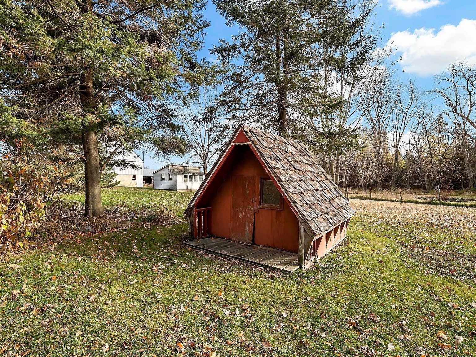 19068 620th Ave Rose Creek, MN 55970  | Single Family