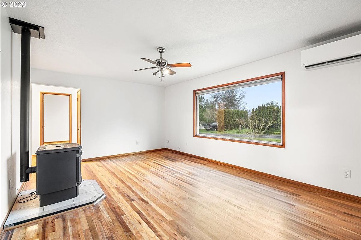 45777 SW Maple Ln Gaston, OR 97119  | Single Family