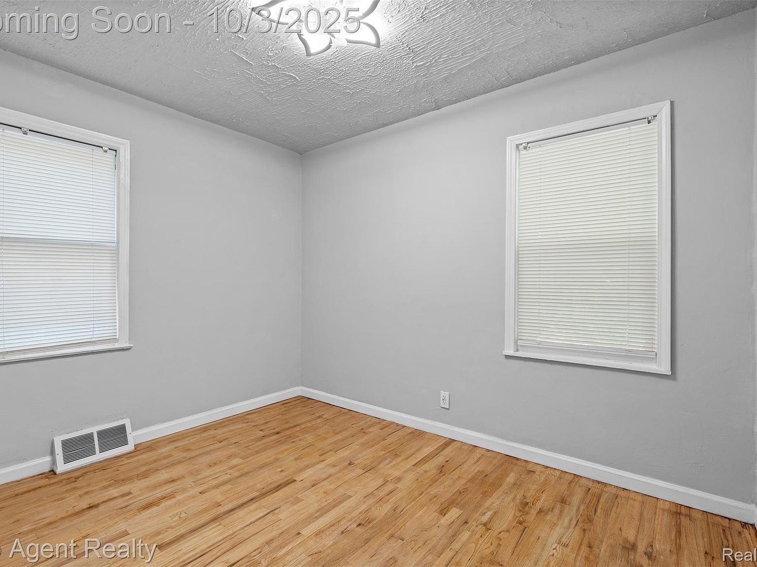 19780 Oakfield St Detroit, MI 48235  | Single Family