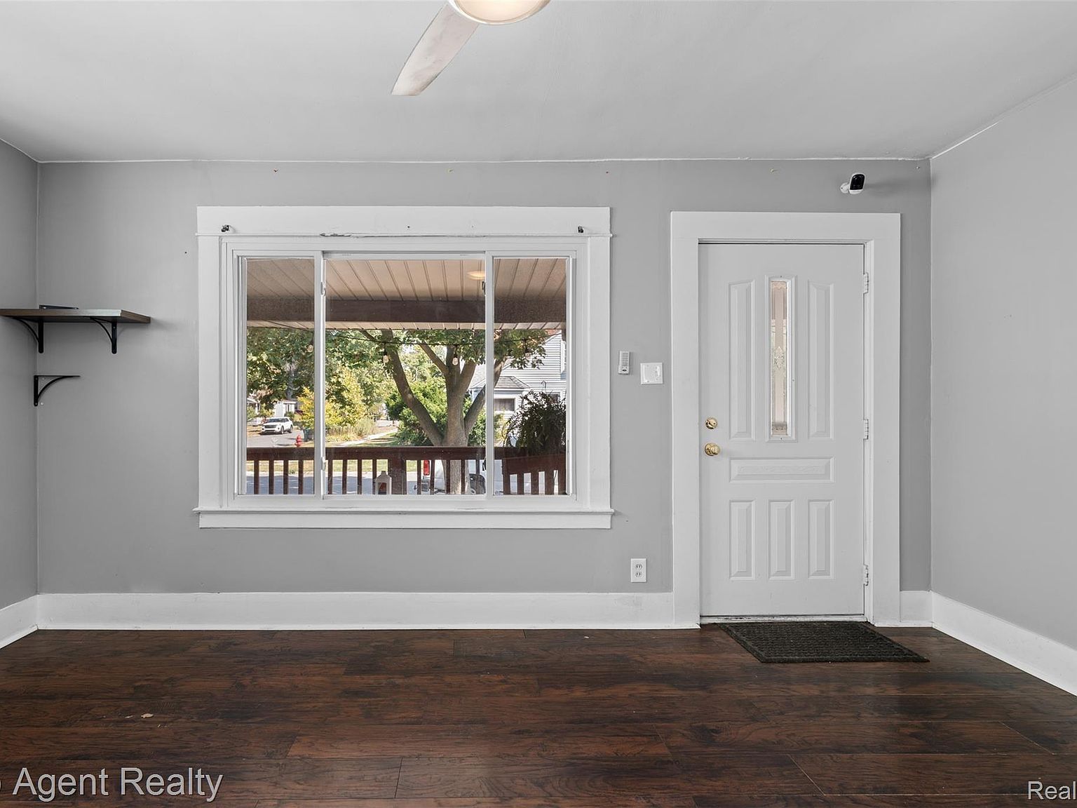 243 Edgewood Pl Ferndale, MI 48220 | Single Family