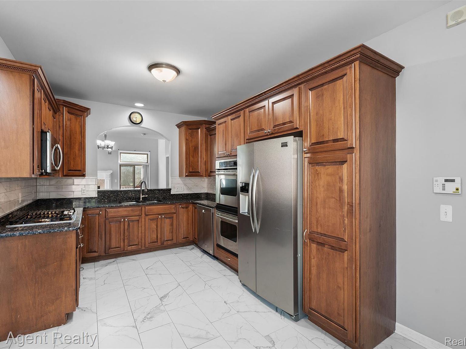 1066 Lorenzo Ct Troy, MI 48085  | Condominium