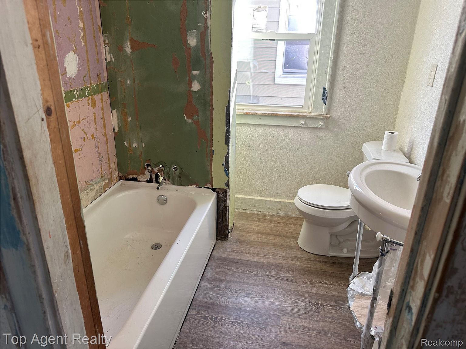 2510 Sturtevant St Detroit, MI 48206 | Single Family