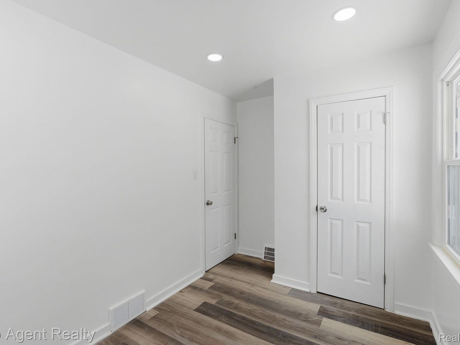 23089 Brittany Ave Eastpointe, MI 48021 | Single Family