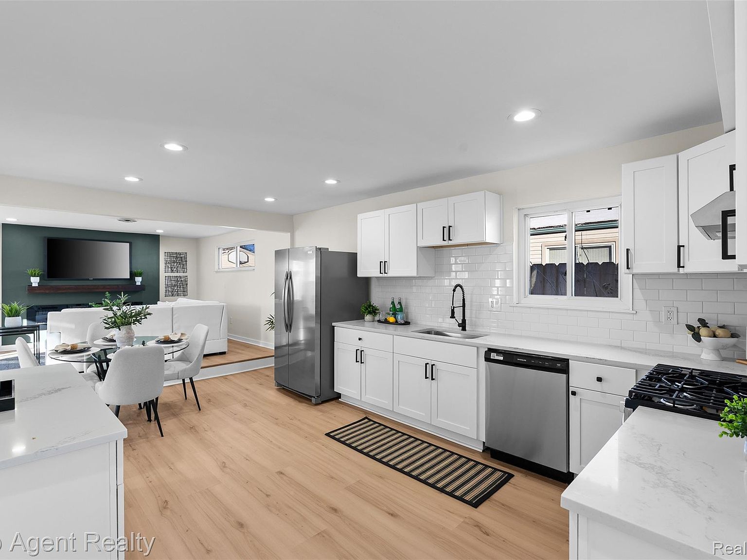 28001 Elba St Saint Clair Shores, MI 48081  | Single Family