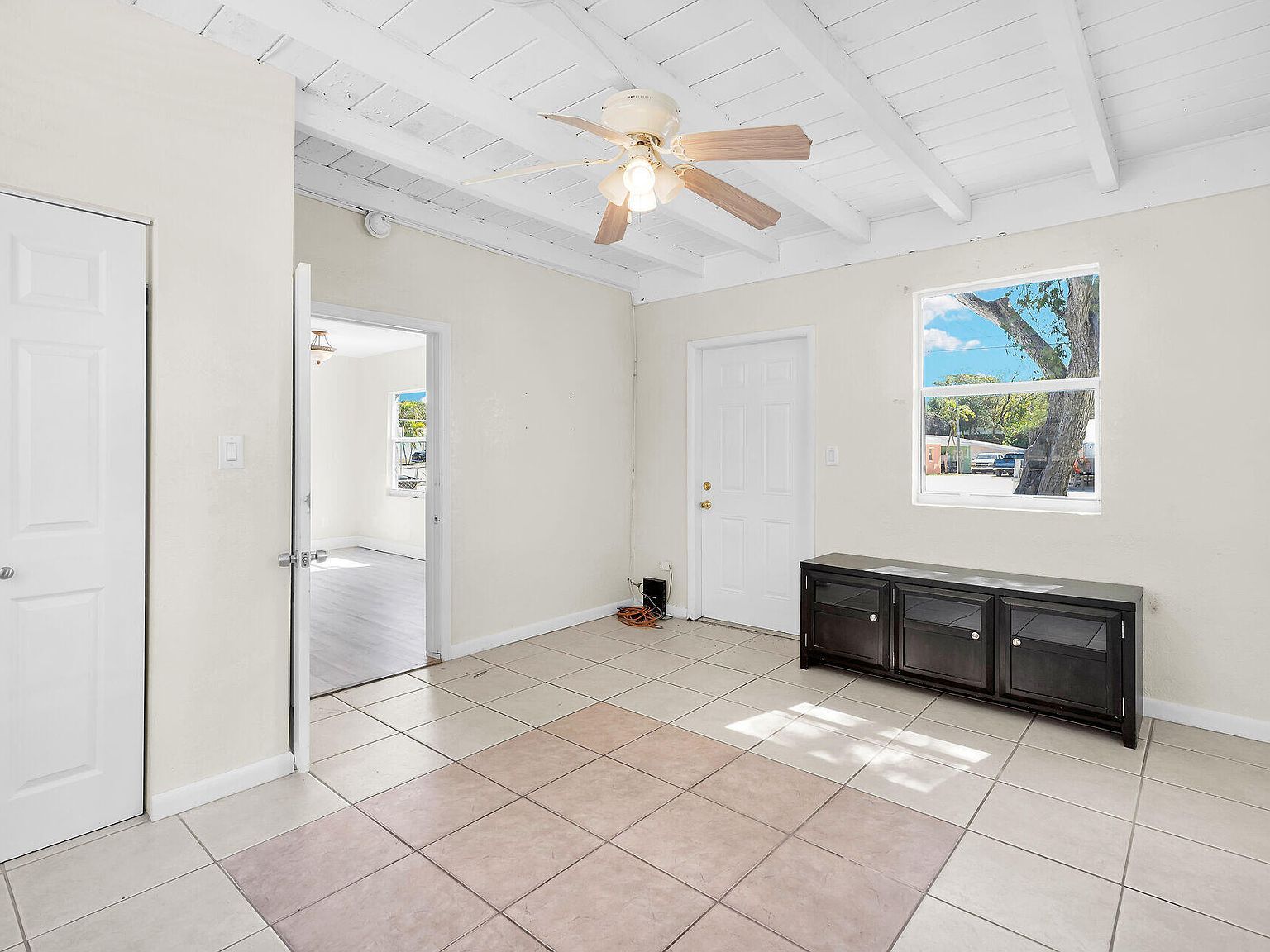 53 Hibiscus Ln Key Largo, FL 33037 | Single Family