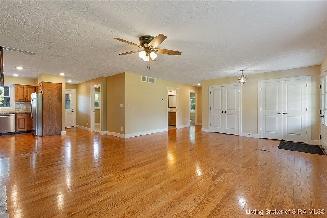 6975 Main St NE Lanesville, IN 47136  | Single Family