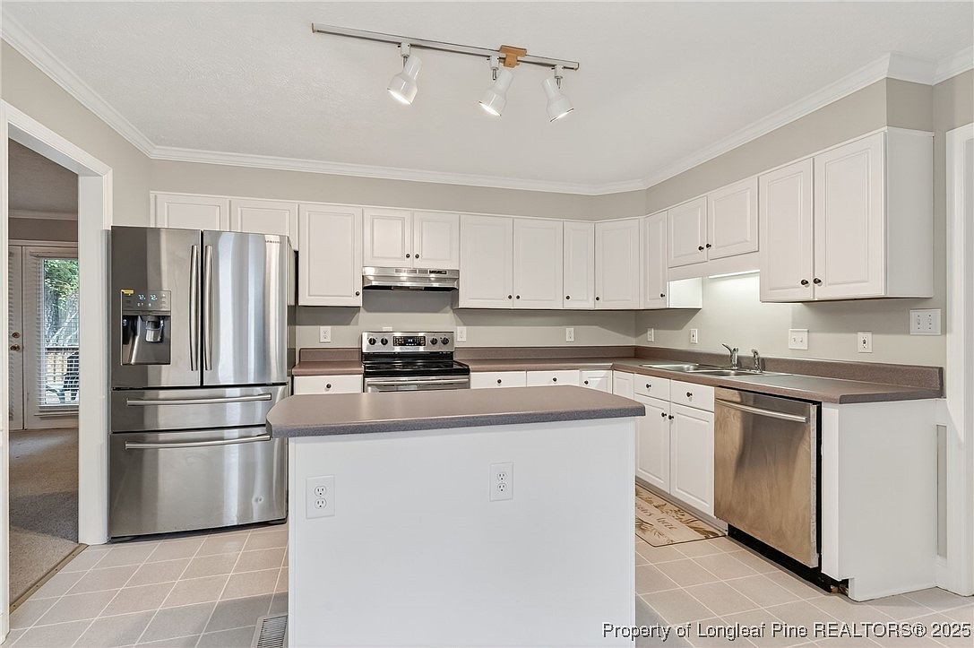 2944 Delaware Dr Fayetteville, NC 28304  | Single Family