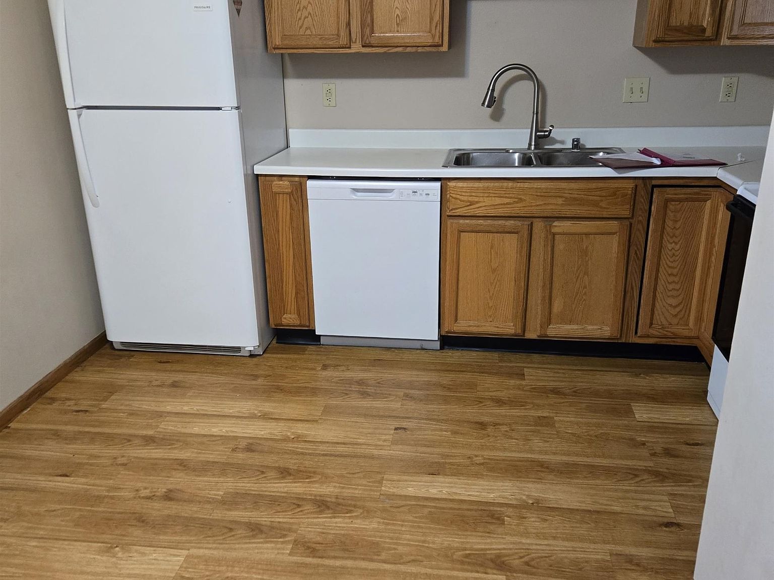 2143 Hummingbird Dr Dubuque, IA 52002 | Multi Family