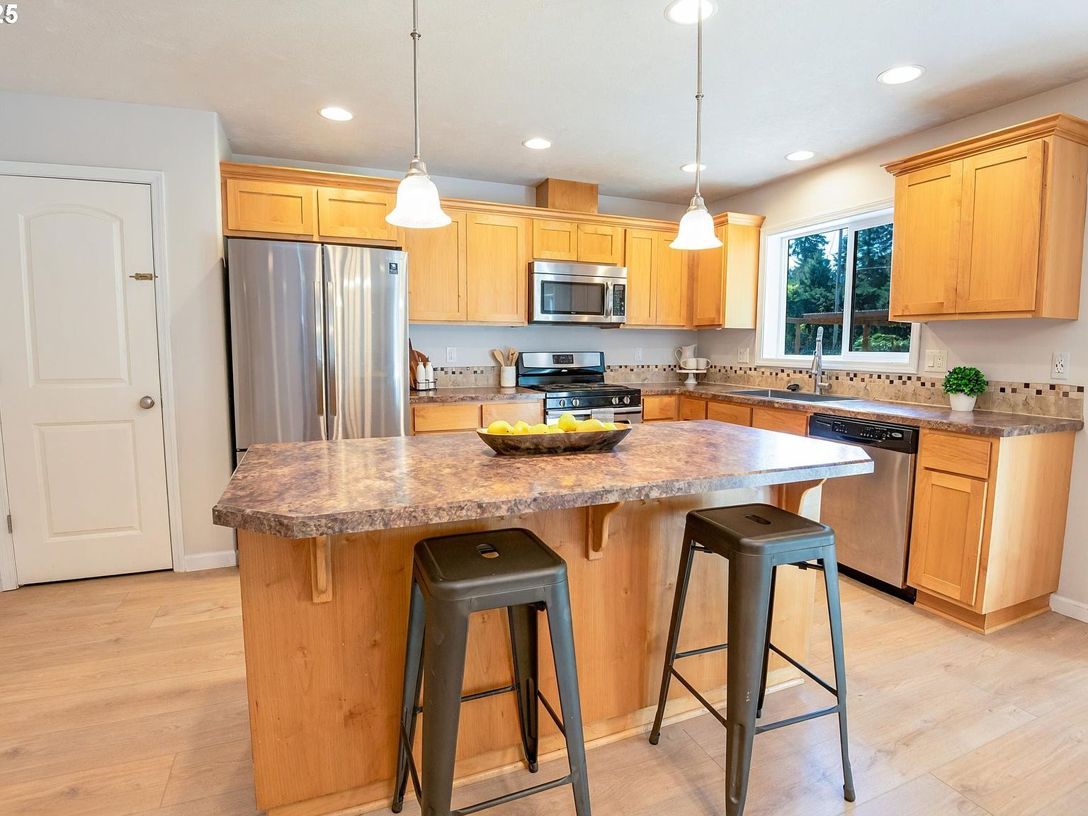 92896 Keller Rd Astoria, OR 97103  | Single Family