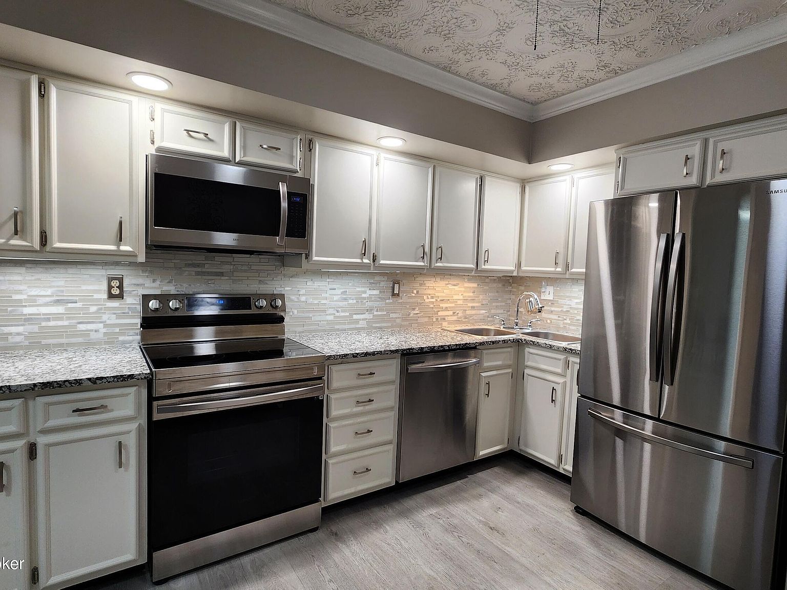 1600 Gardiner Ln APT 218 Louisville, KY 40205 | Condominium