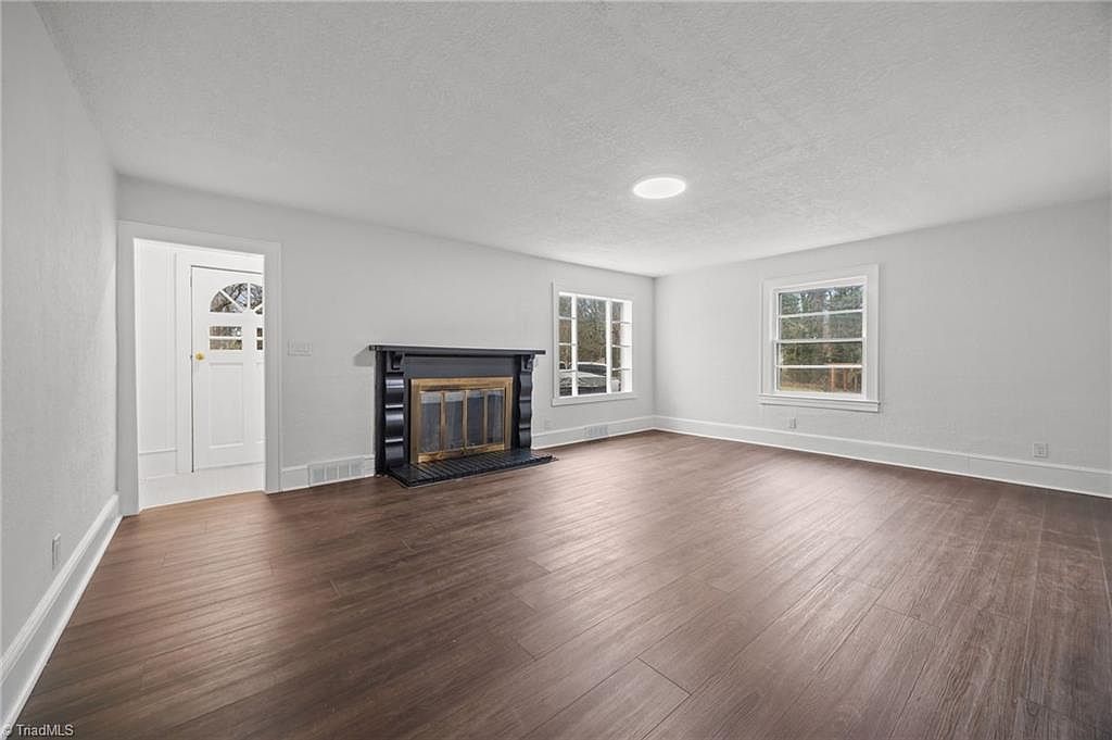 1811 Lazy Ln High Point, NC 27265  | Single Family