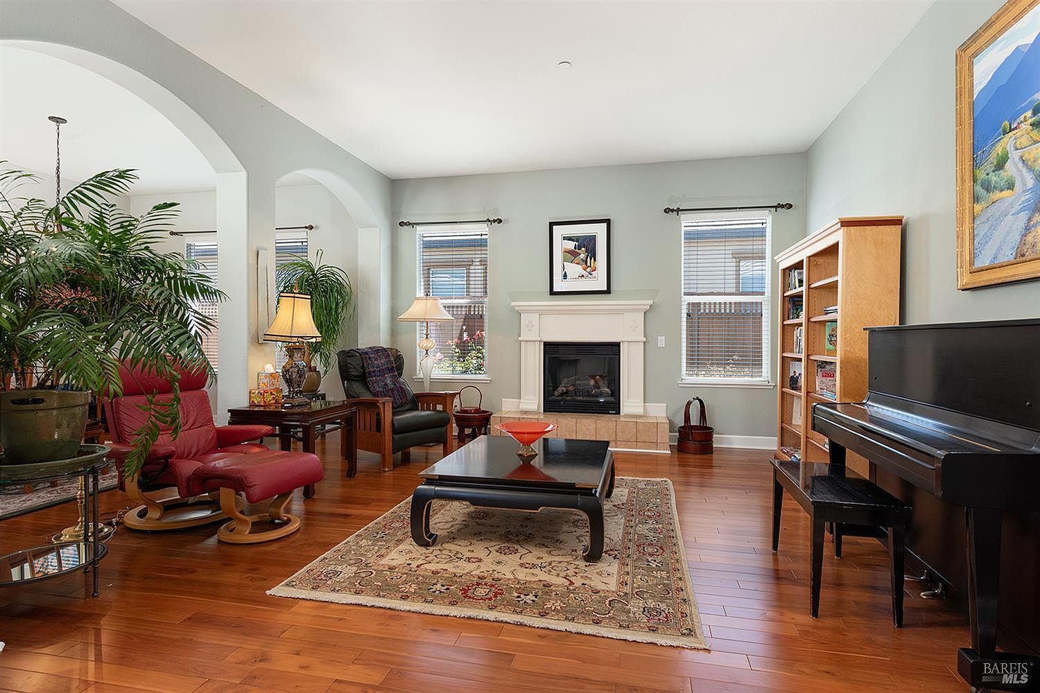 8596 Starr Rd Windsor, CA 95492  | Single Family