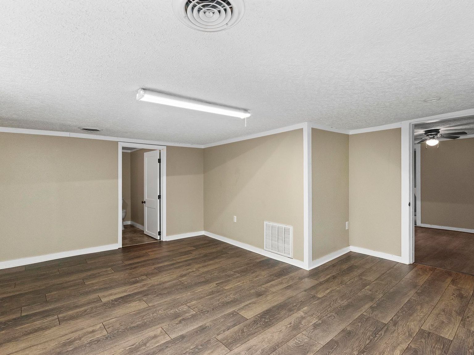 469 Christian Fellowship Rd Benton, KY 42025  | Single Family