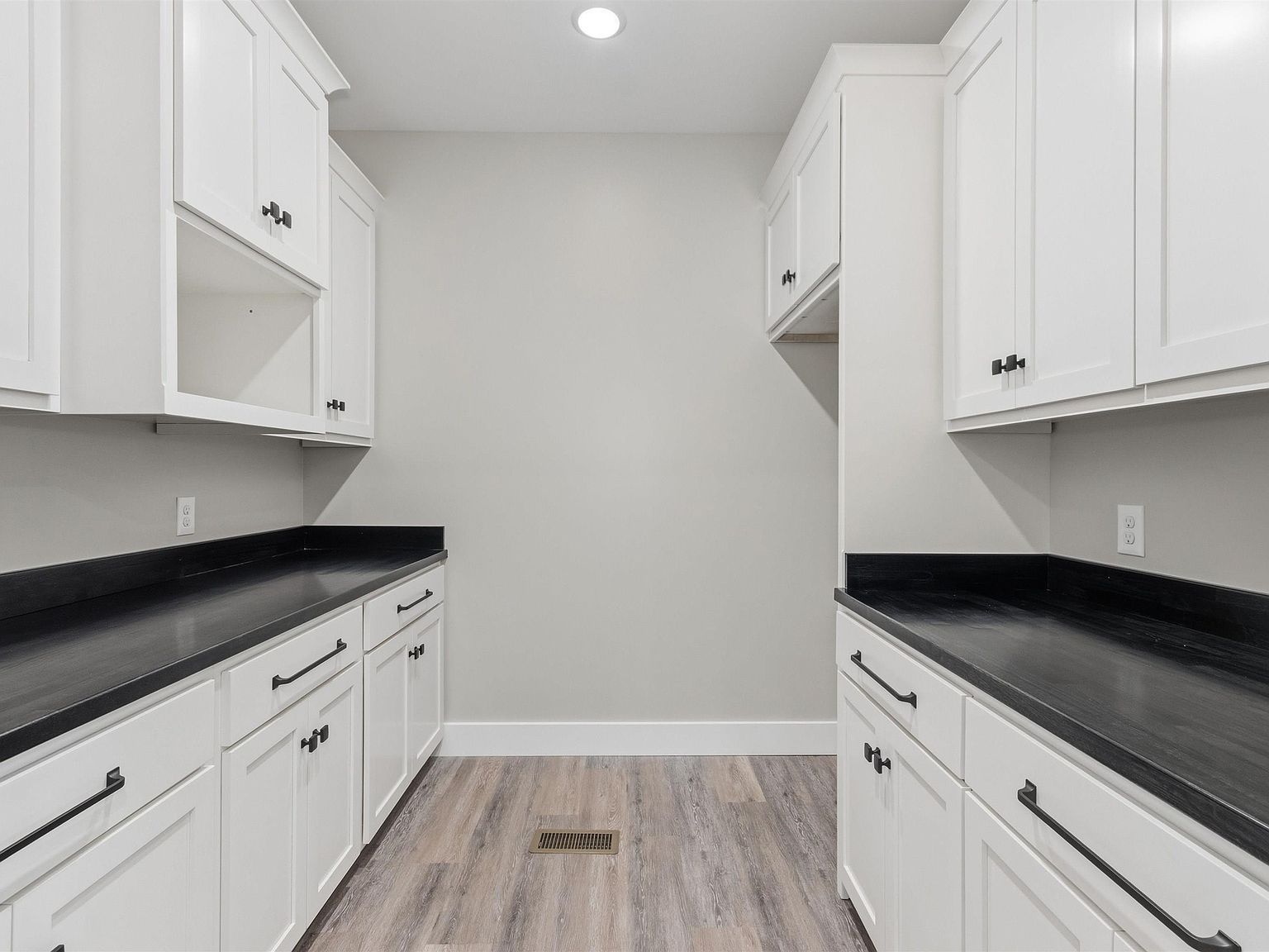 209 Corinne Dr Eddyville, KY 42038  | Single Family