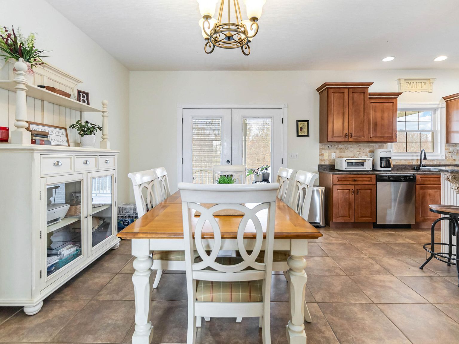 207 Remington Dr Russell Springs, KY 42642  | Single Family