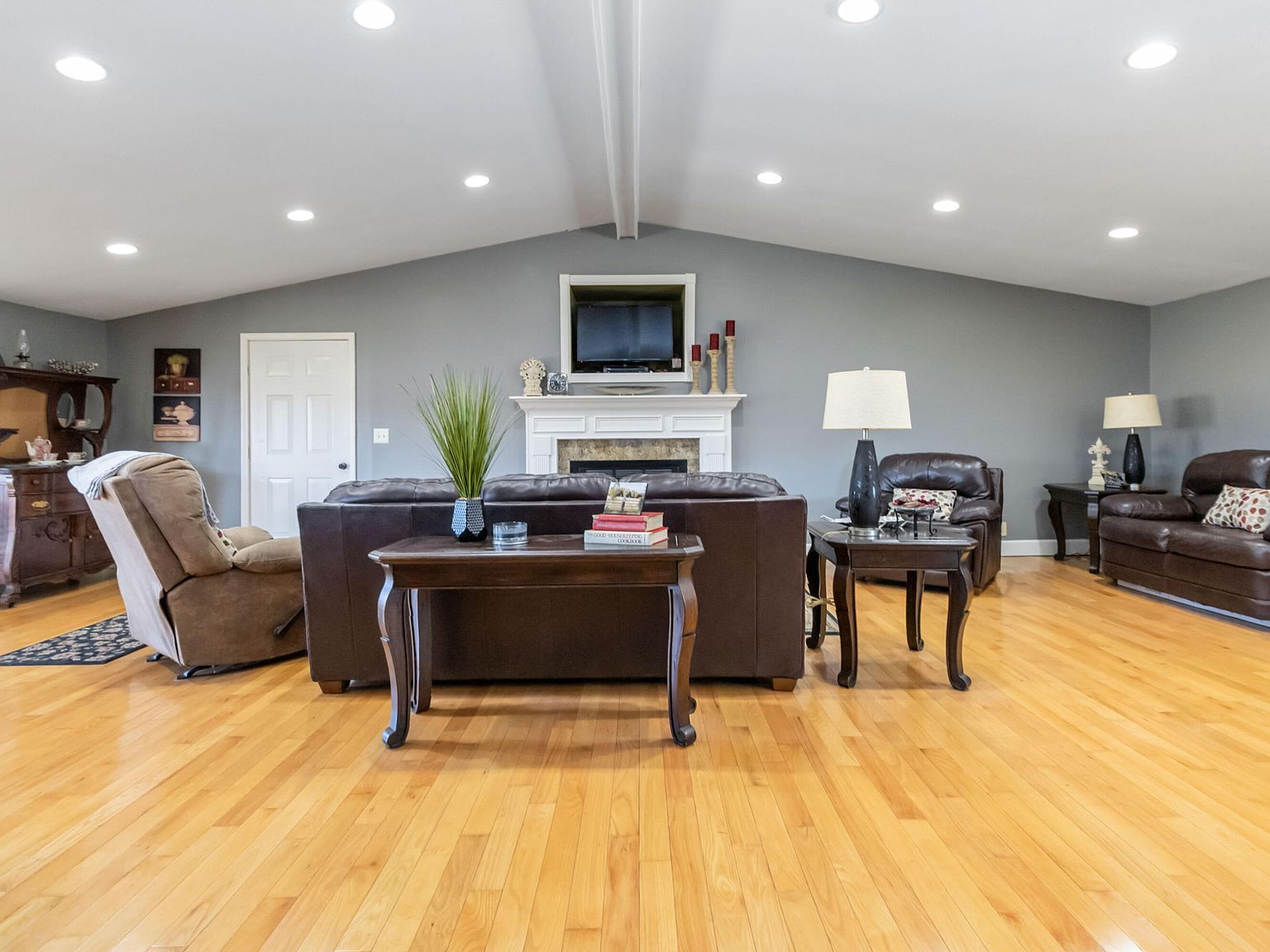 1810 Ader Holt Rd Bronston, KY 42518  | Single Family