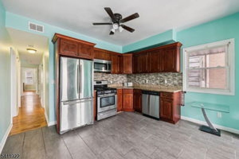 46-48 Osborne Ter Newark, NJ 07108 | Multi Family