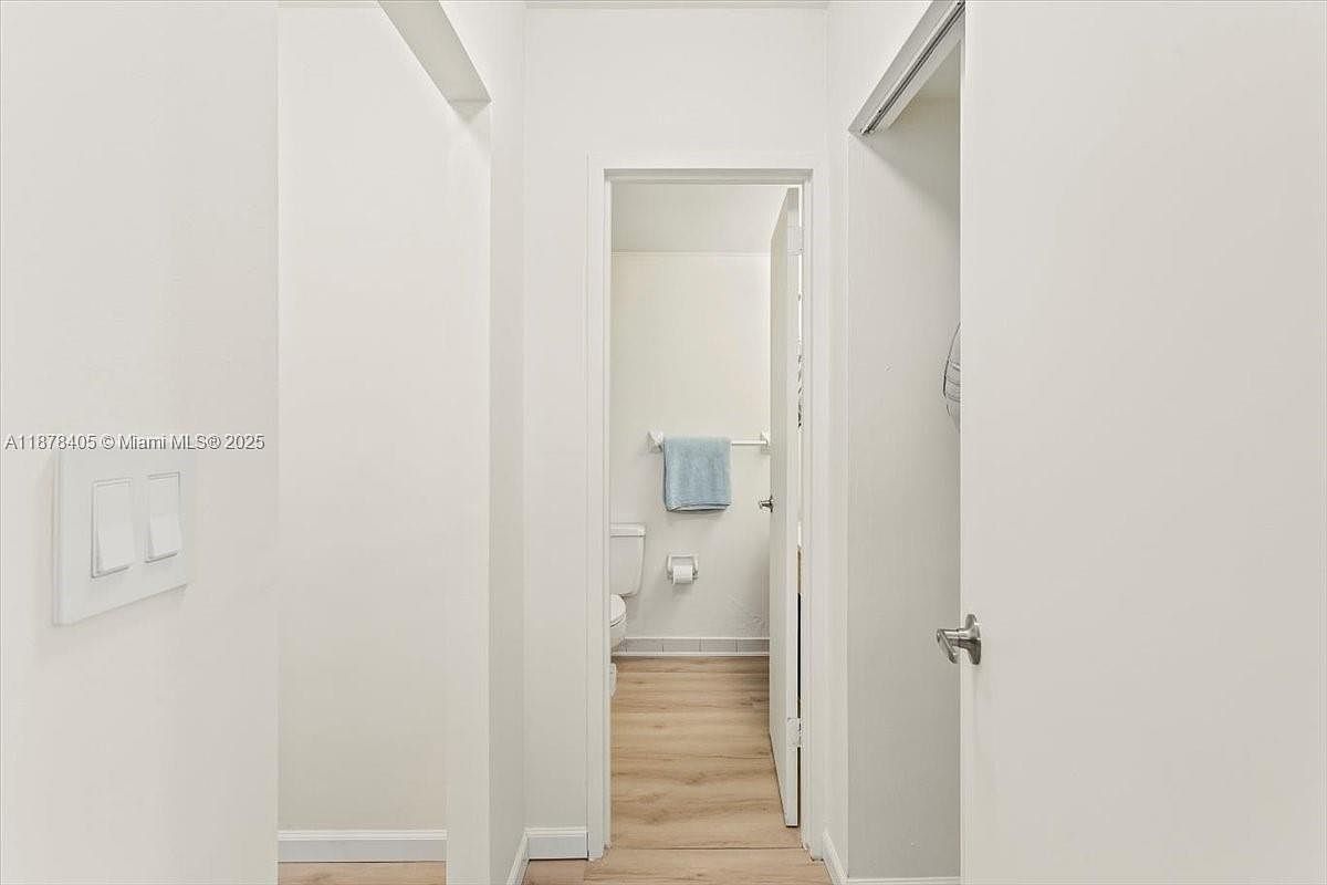 2899 Collins Ave APT 1104 Miami Beach, FL 33140  | Condominium