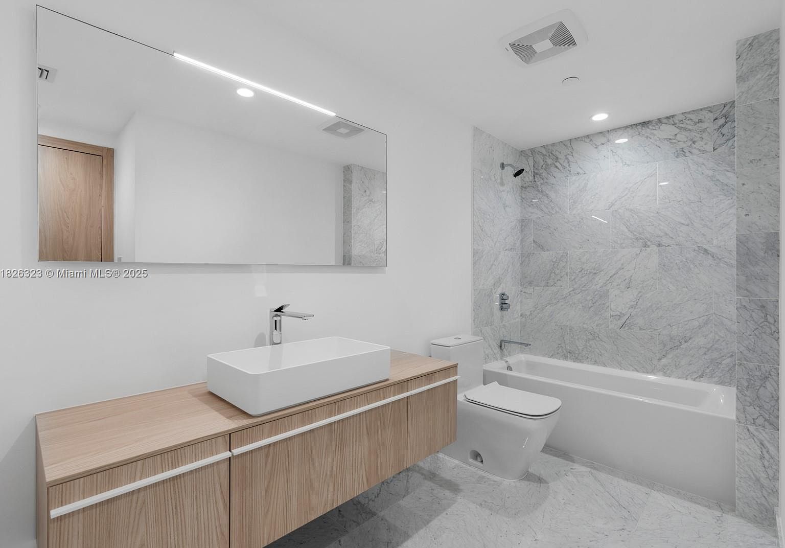 1135 103rd St UNIT 408 Miami Beach, FL 33154  | Condominium