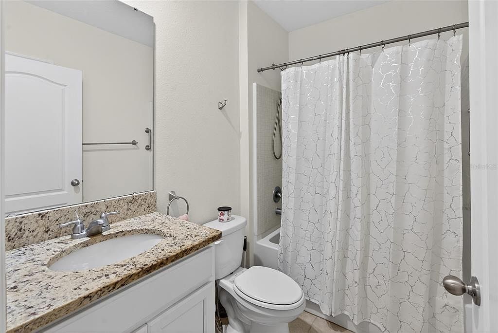 943 Brooklet Dr Davenport, FL 33837 | Single Family