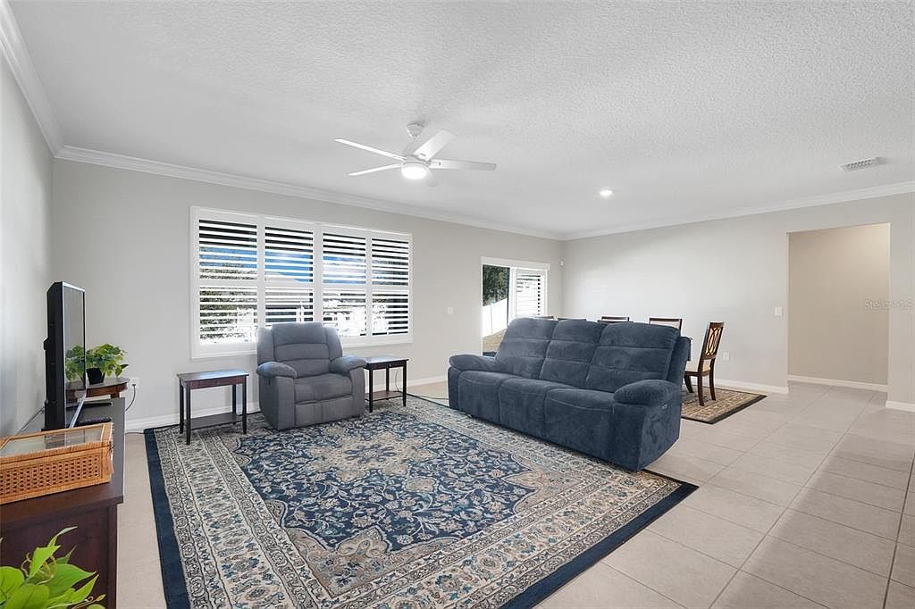 1814 Forest Glen Dr Fruitland Park, FL 34731 | Single Family