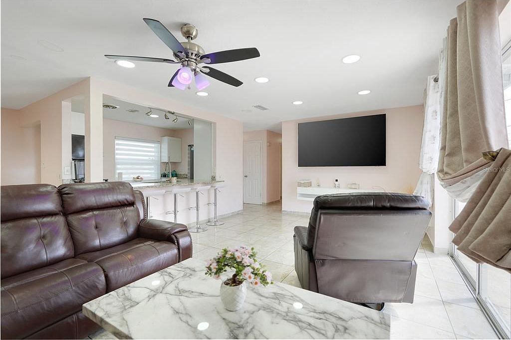 1126 Orwell Ave Orlando, FL 32809 | Single Family