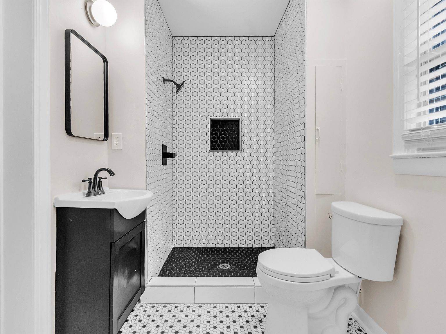 3890 Given Ave Memphis, TN 38122  | Single Family