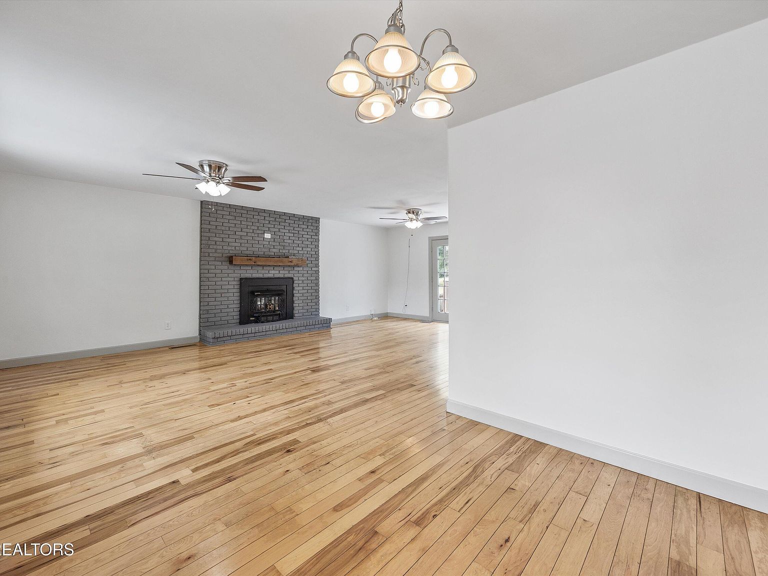 209 S Laurel Cir Knoxville, TN 37912  | Single Family