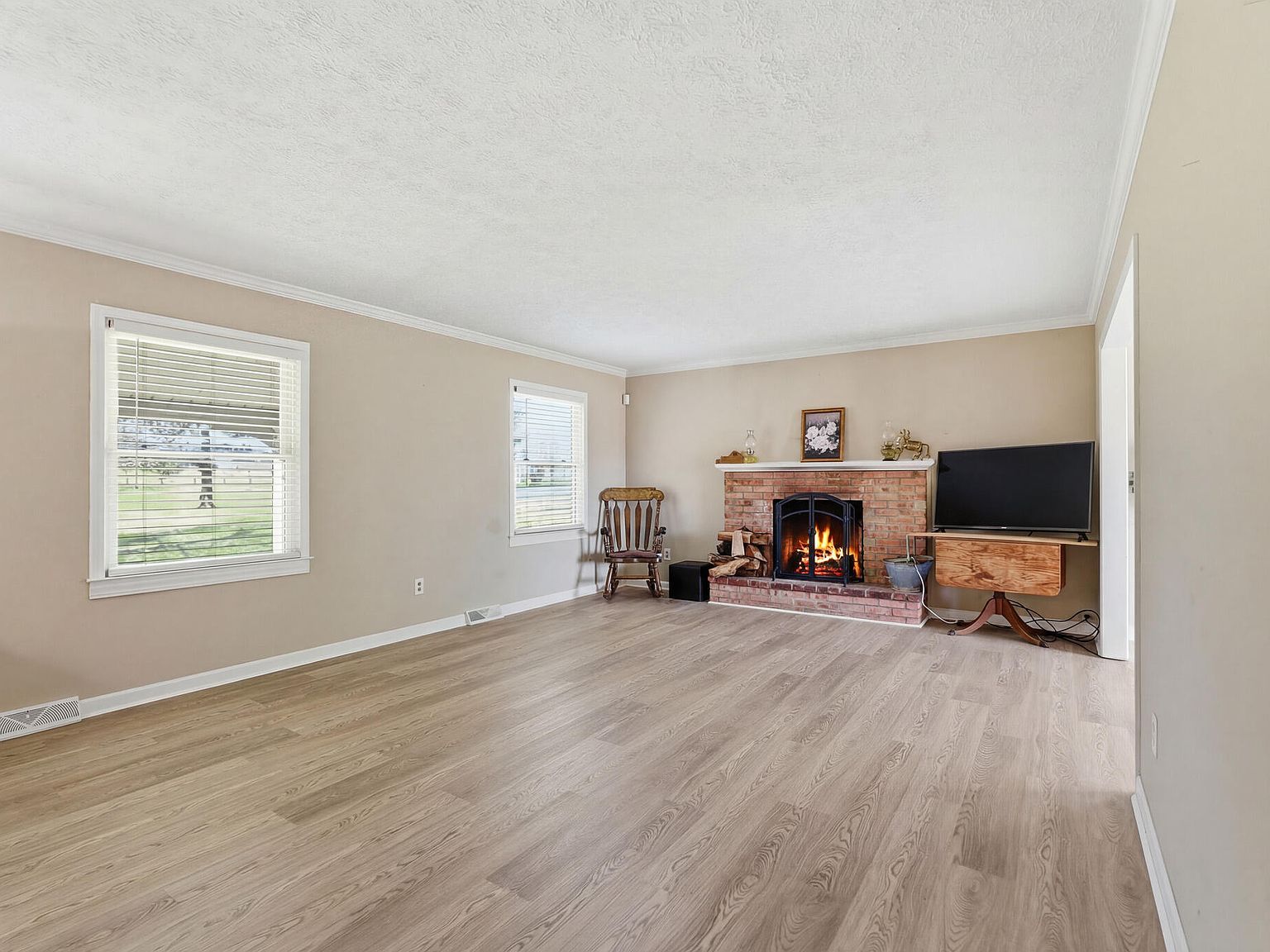 932 Hill Rd Paris, KY 40361  | Single Family