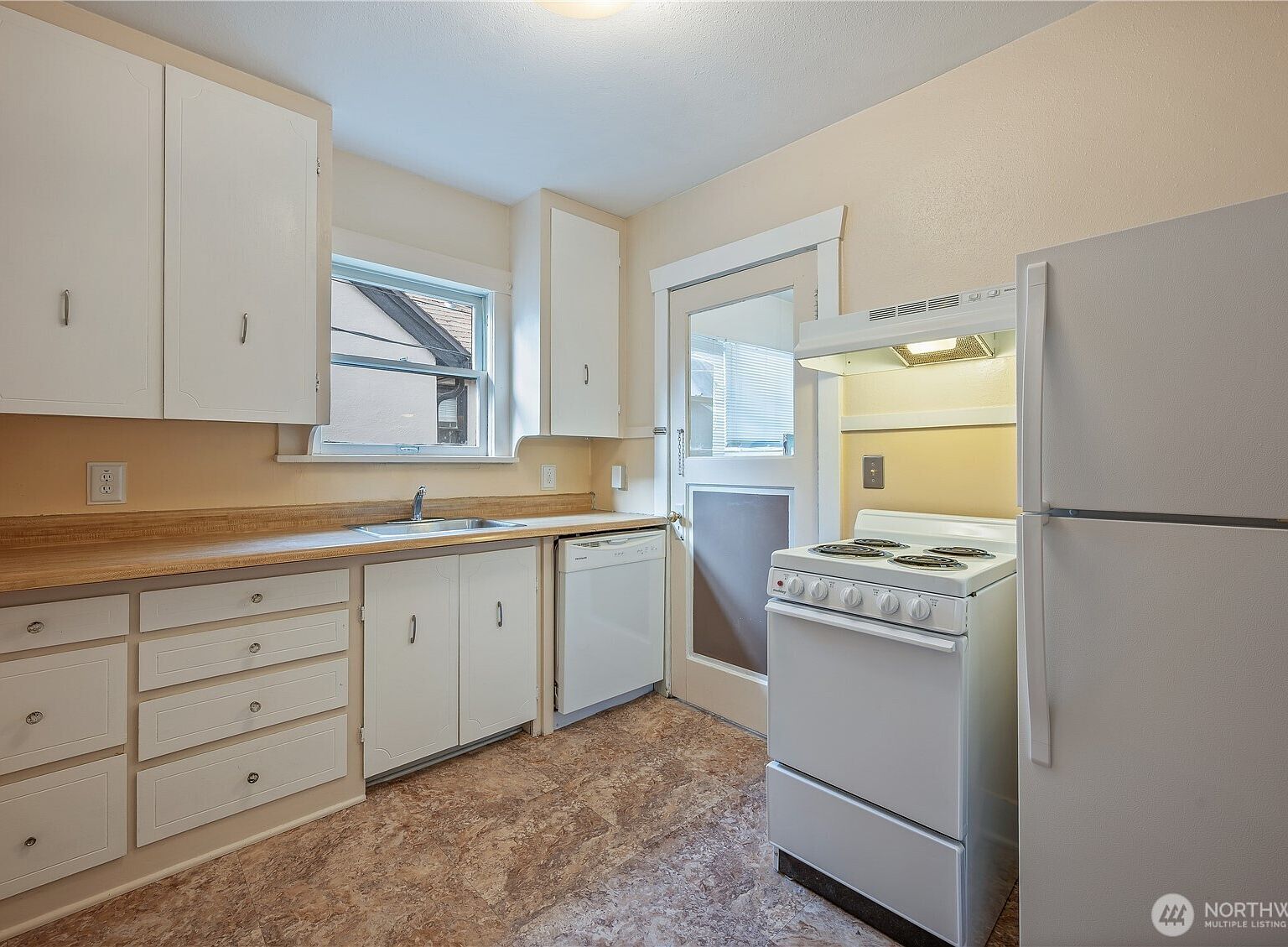 102 N Buchanan Ave #102 Wenatchee, WA 98801 | Condominium