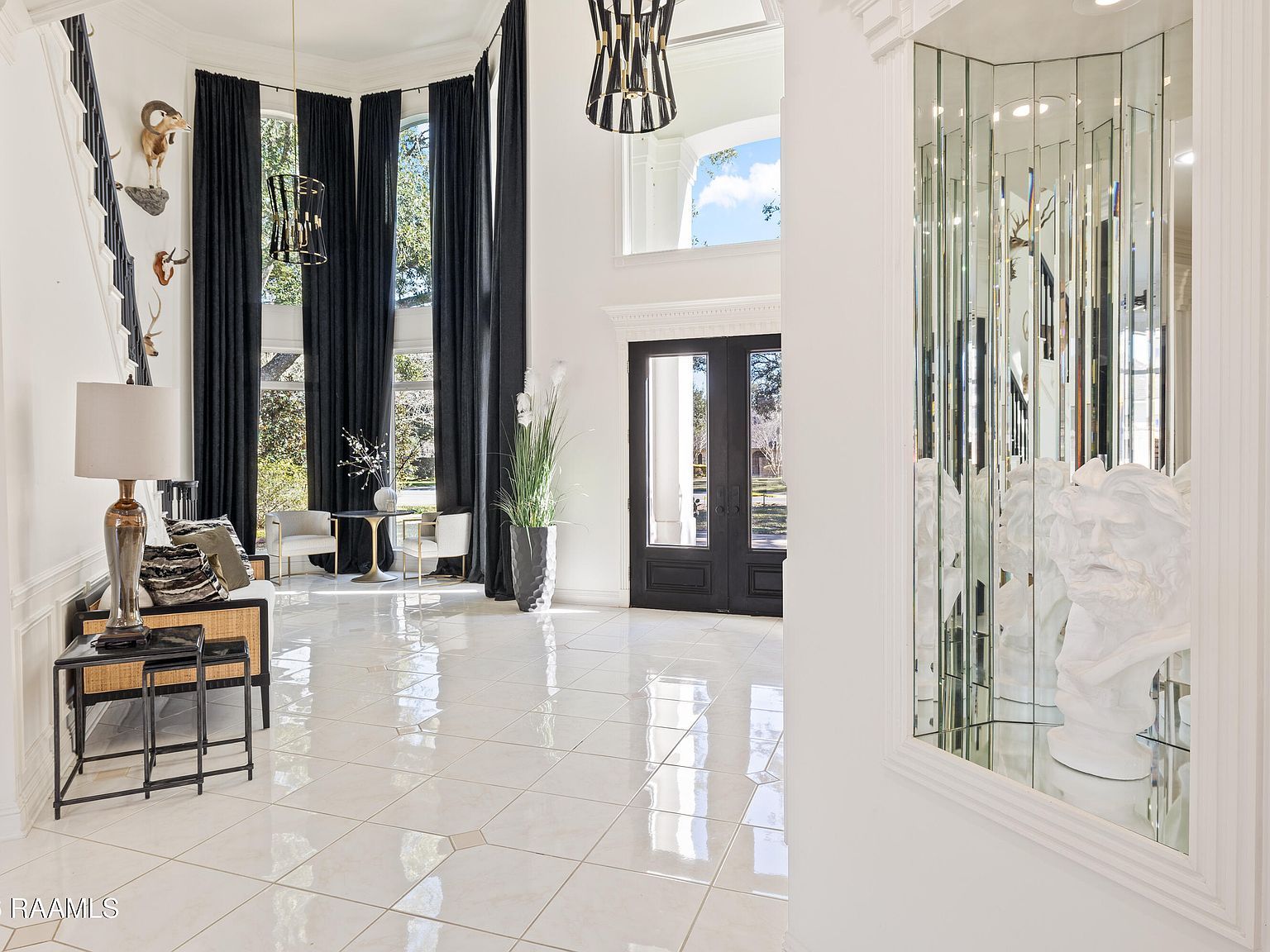 504 W Bayou Pkwy Lafayette, LA 70503 | Single Family