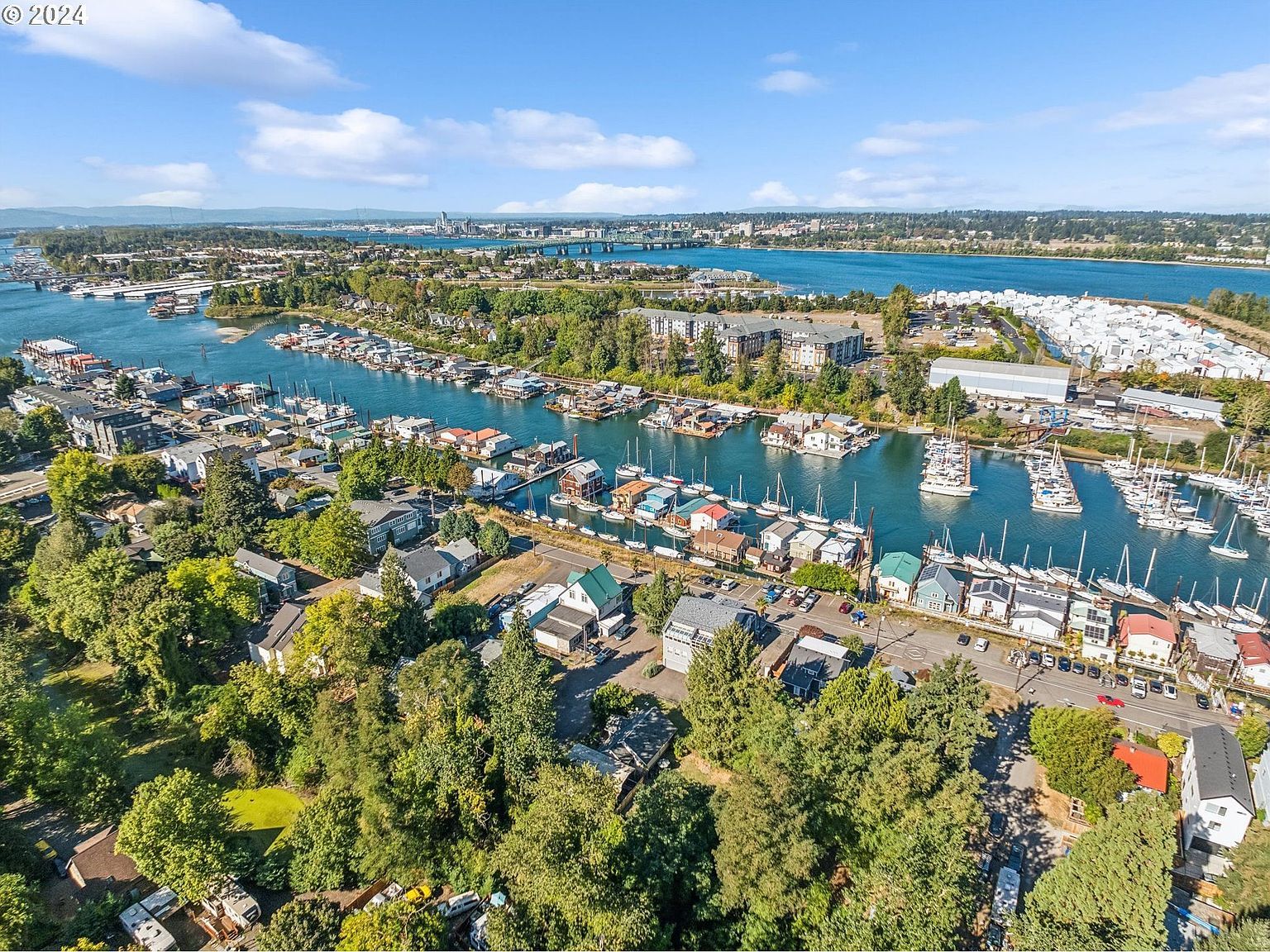 2 NE Bridgeton Rd Portland, OR 97211  | Land/Lot