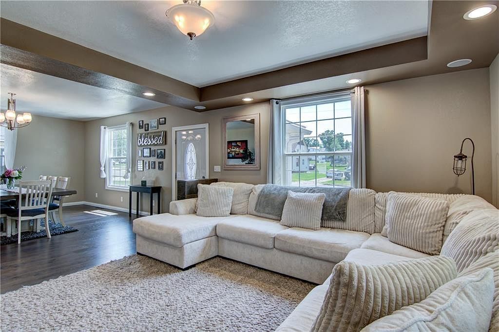 923 19th Ave Bloomer, WI 54724  | Single Family