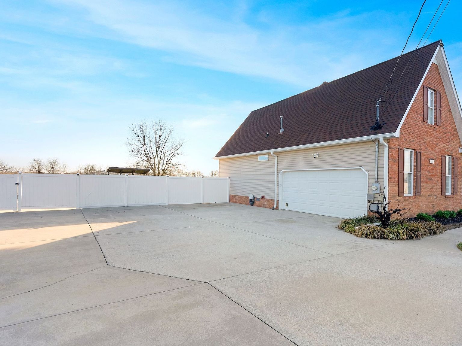 485 Rigney Rd Manchester, TN 37355  | Single Family