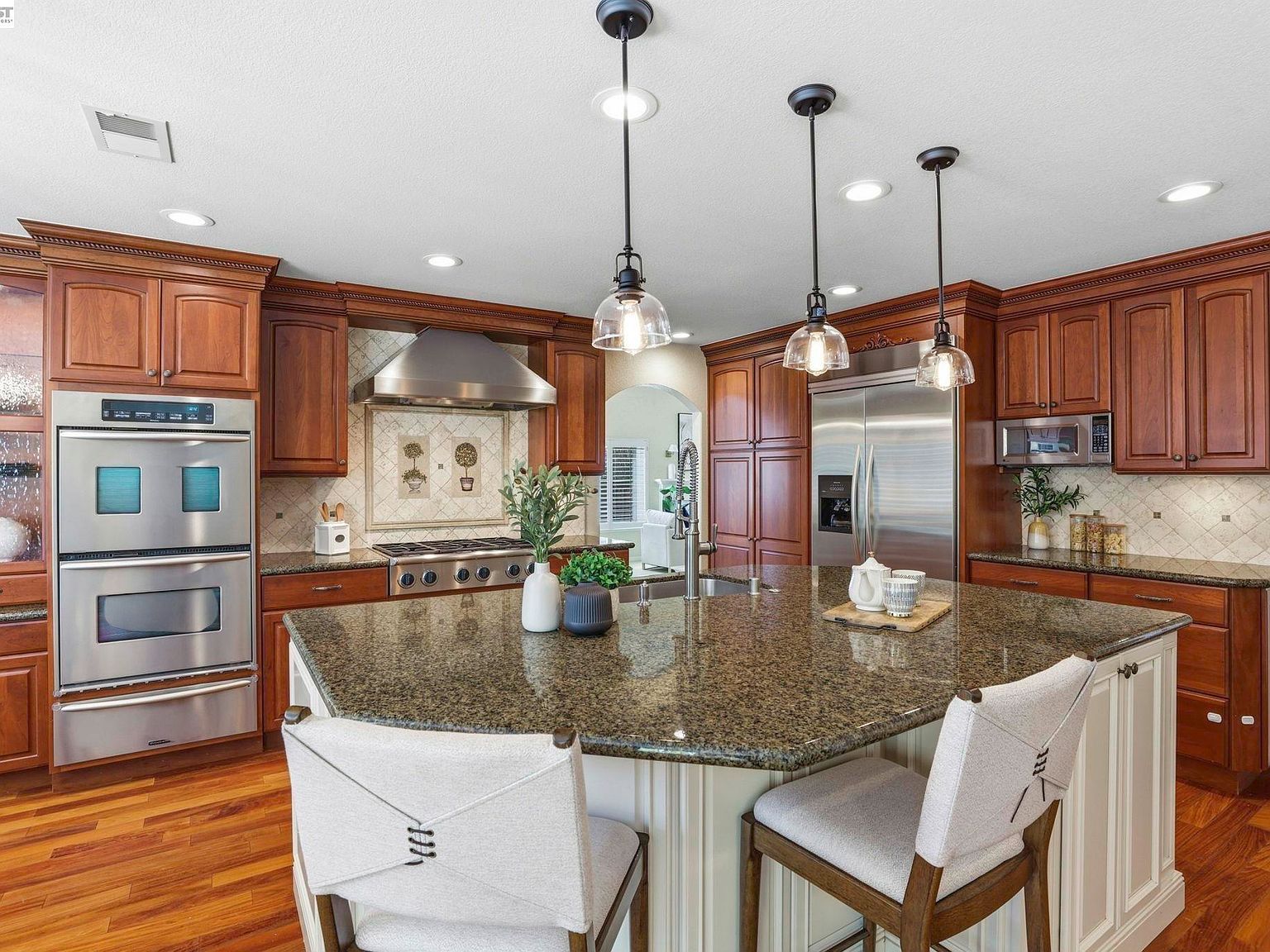 3421 Blackhawk Meadow Dr Danville, CA 94506  | Single Family