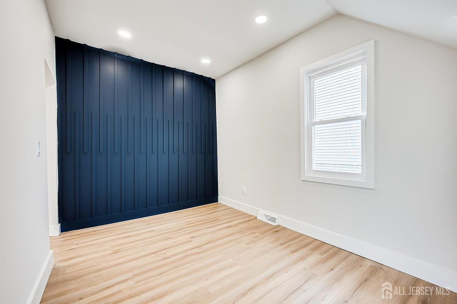 237 Mawbey St Woodbridge, NJ 07095 | Single Family