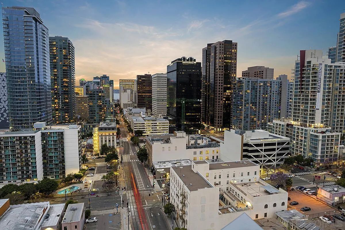 1080 Park Blvd UNIT 1802 San Diego, CA 92101 | Condominium