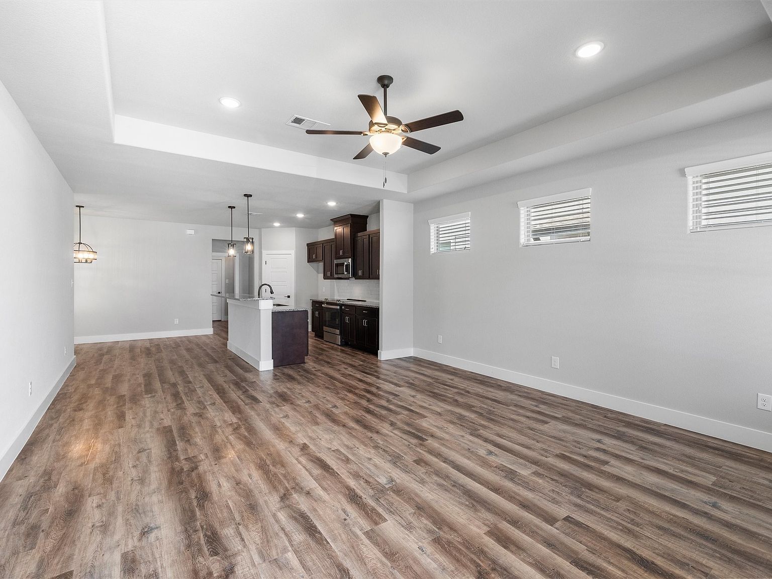 641 The Cottages Dr Godley, TX 76044  | Single Family