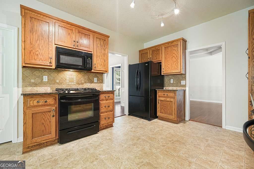 710 Bedford Trce Canton, GA 30114  | Single Family