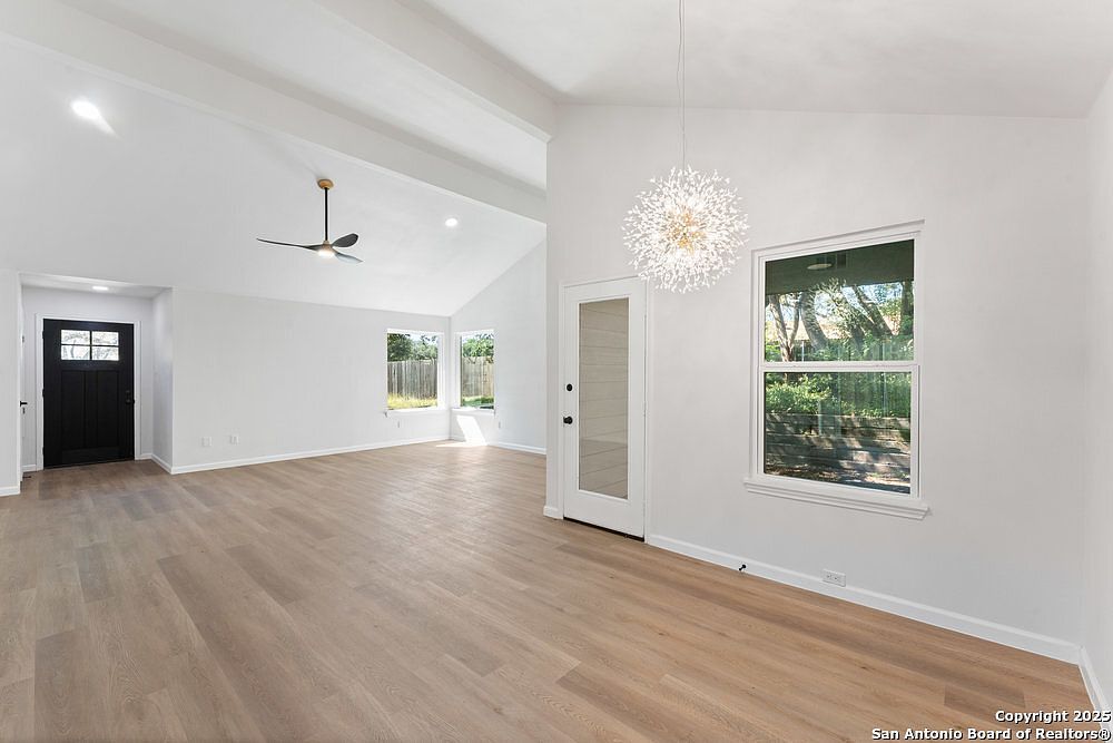 9511 Deerbrook San Antonio, TX 78250  | Single Family